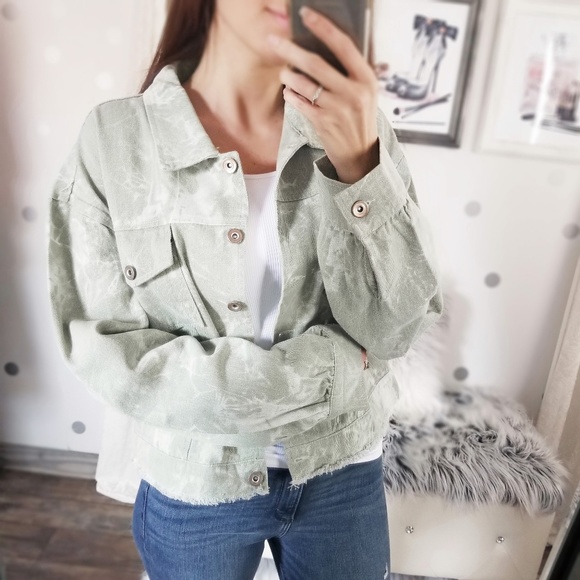 Sage Tie Dye Denim Cropped Jacket Lightweight Fall Button Up Jacket - Picture 4 of 10